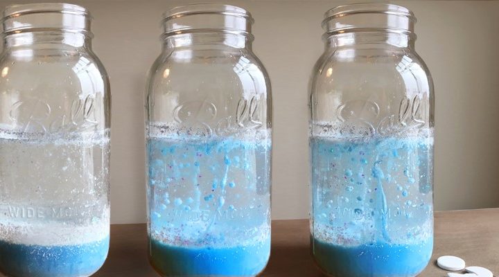 Make A Snowstorm In A Jar Just In Time For Frozen 2