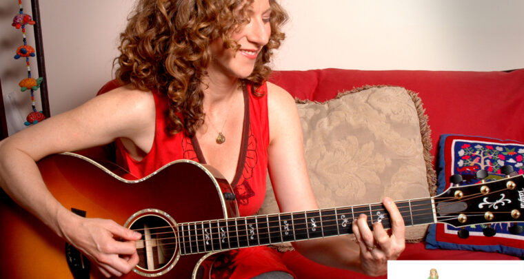 Children's Singer Laurie Berkner Makes Us All Want To Be Dinosaurs (And Friends With Victor Vito, Too)
