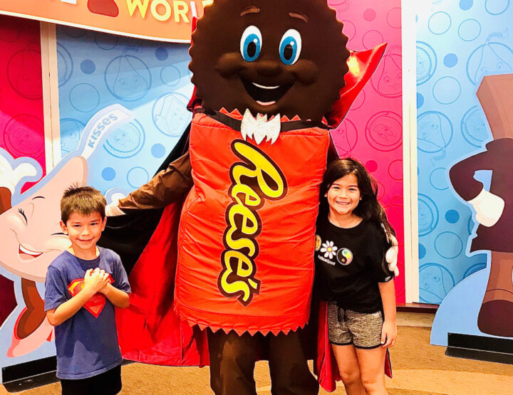Hershey’s Chocolate World Is A Fangtastic Family Destination For Halloween