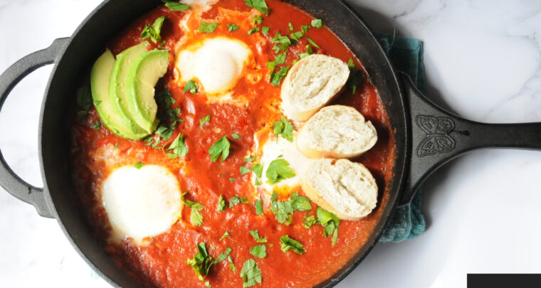 Shakshuka Is An Egg-celent Breakfast Recipe That's On The Table In 15 Minutes Flat