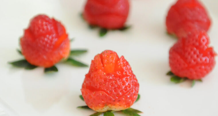 How To Make Strawberry Roses In Time For Valentine’s Day