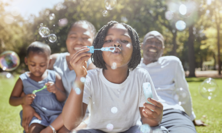 10 Backyard Games To Play Together As A Family - Celebrity Parents Magazine